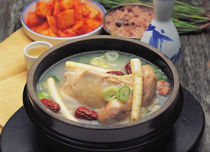 韩国参鸡汤