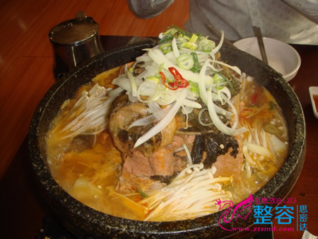 韩国土豆排骨汤