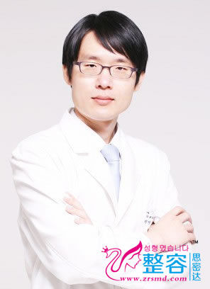 朴榮奎 韩国Beauty Line整形外科医院整形医生