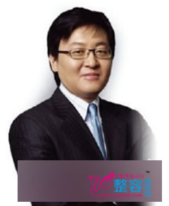 朴炫埈 韩国媄潾整形医院整形专家