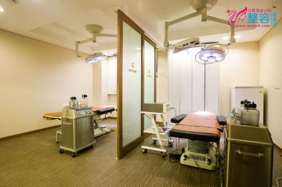 韩国博朗温整形外科医院手术室