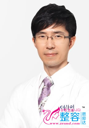 朴用三 韩国德莱茵整形外科整形医生