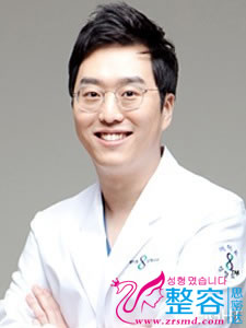 赵献佑 韩国A特整形中心整形医生