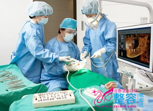 韩国Splant牙科医院手术室